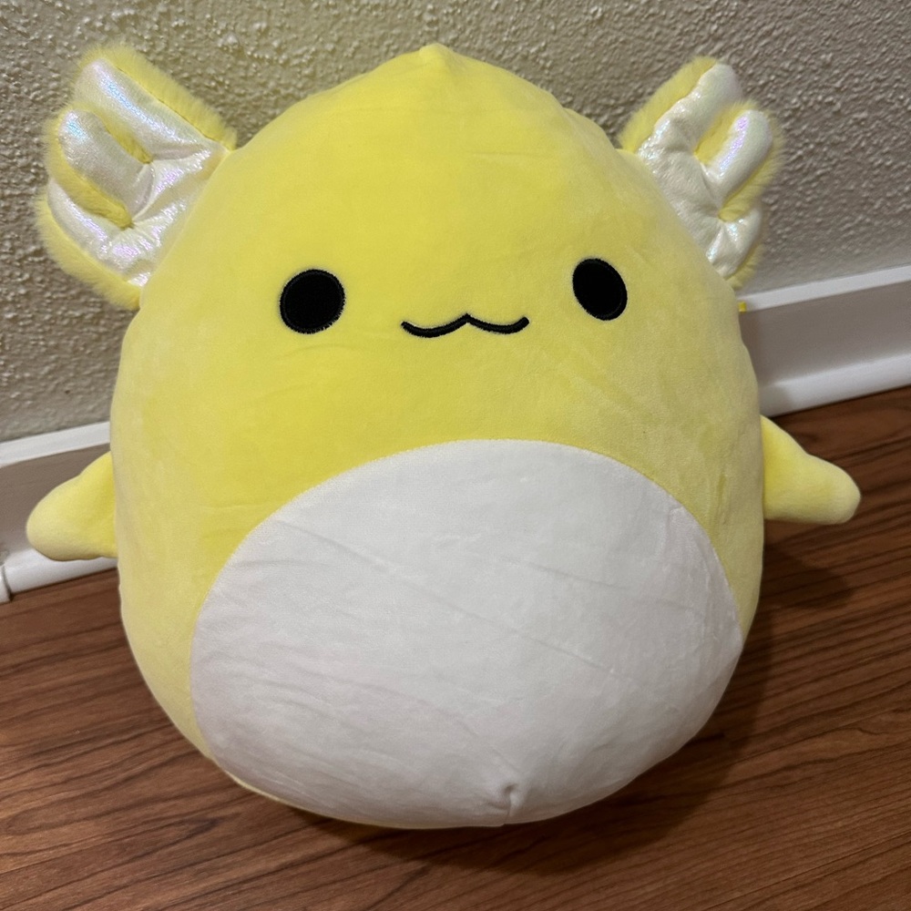 Squishmallows Treyton the Axolotl Yellow 12”